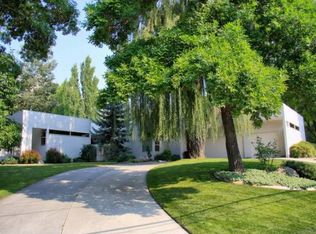 5009 S Holladay Blvd, Holladay, UT 84117