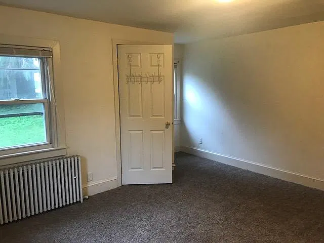 3 bed, 1400 sqft, $2,500 — Photo 3
