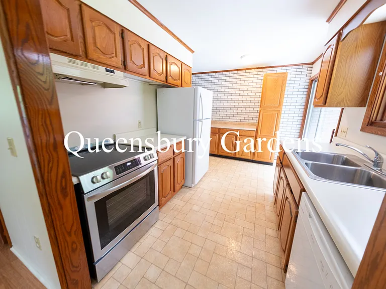 15 Angel Ln — Photo 6
