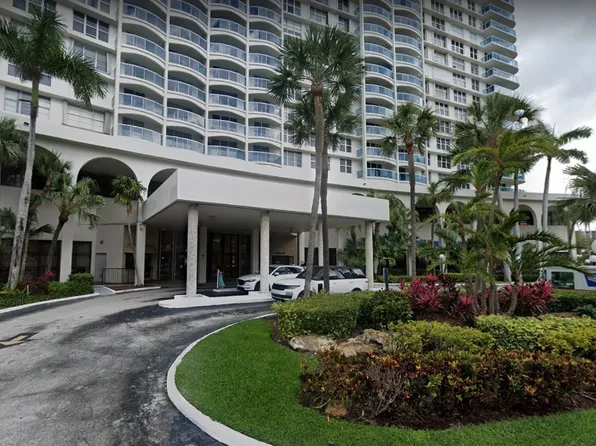 3800 S Ocean Dr, Hollywood, FL