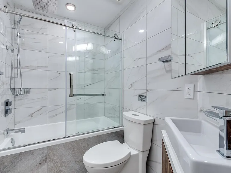 1168 Pendrell St #210 — Photo 16