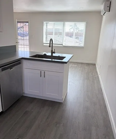 3876 41st St #3878 — Photo 2