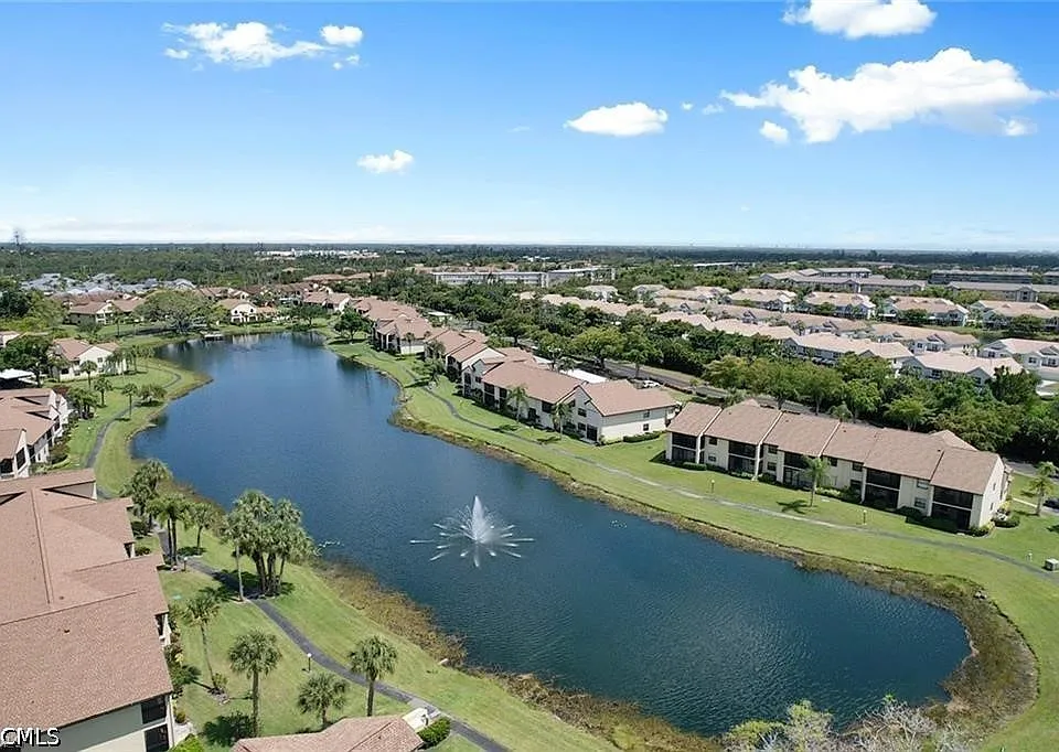 8565 Charter Club Cir #6