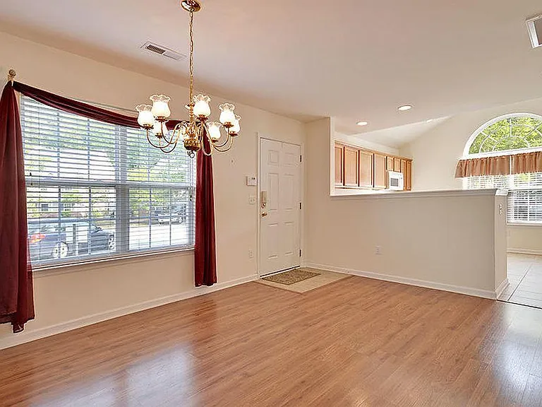 8706 Grassy Oak Trl — Photo 7