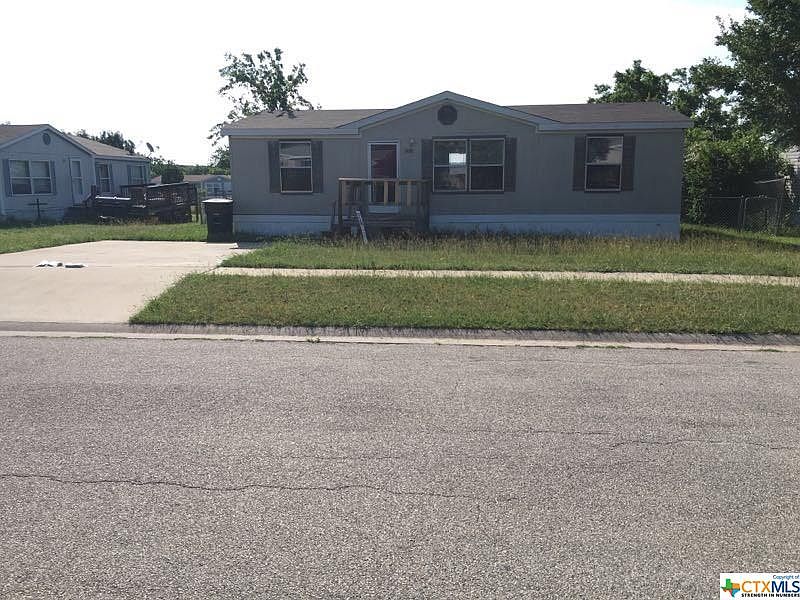 1st image of 3400 Valencia Dr