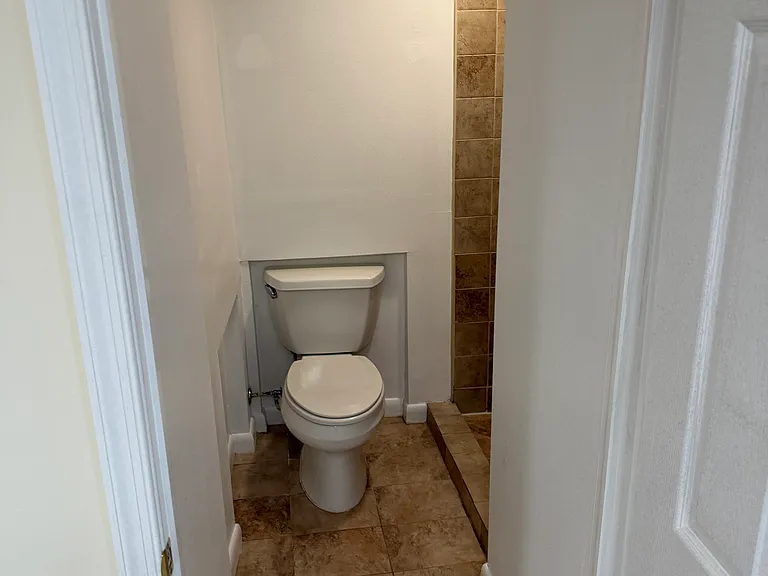 15 W Hillside Ave #3 — Photo 4