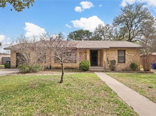2100 Gregory Ln, Waco, TX 76708