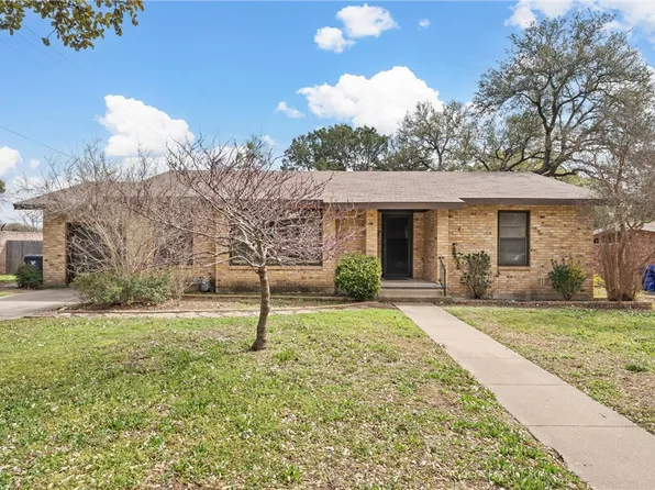 2100 Gregory Ln, Waco, TX 76708