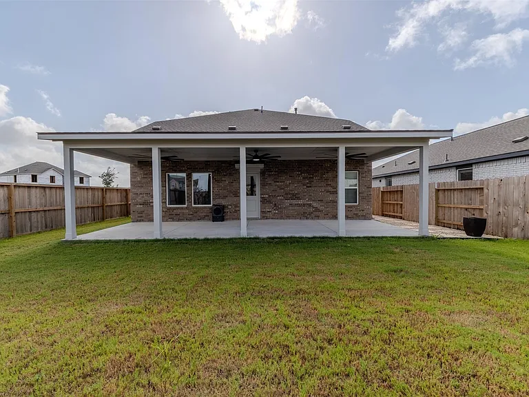 2074 Solstice Landing Dr — Photo 36