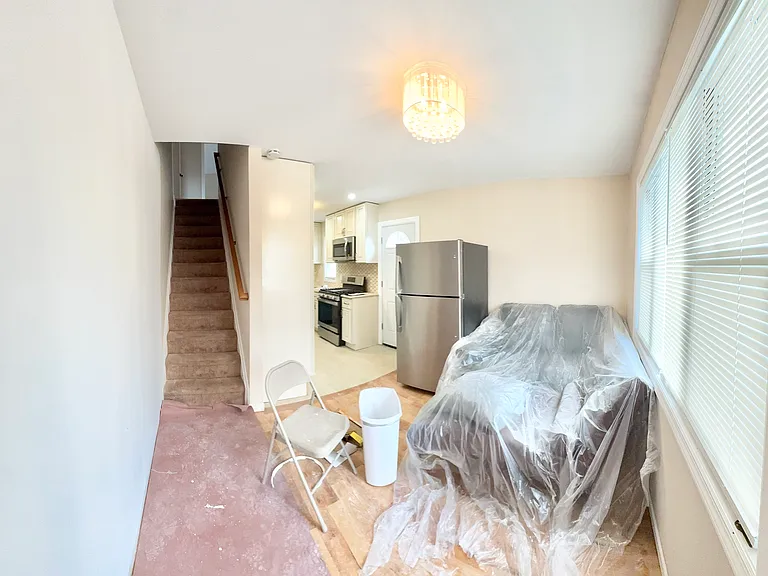 120-19 226th St #1R — Photo 3