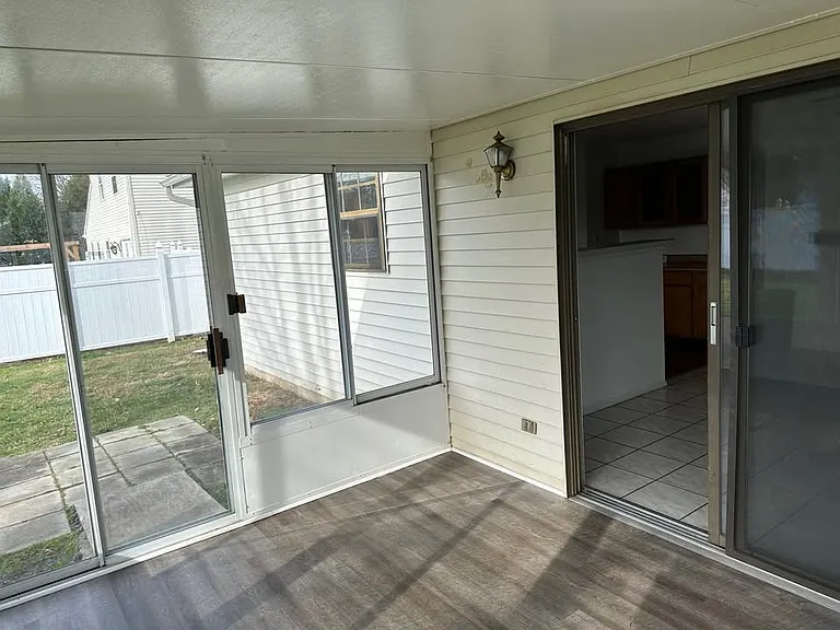10 Chestnut Dr — Photo 15