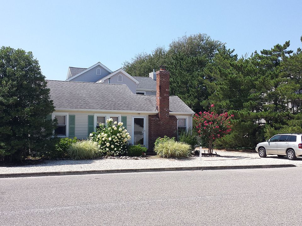204 N. 12 Street