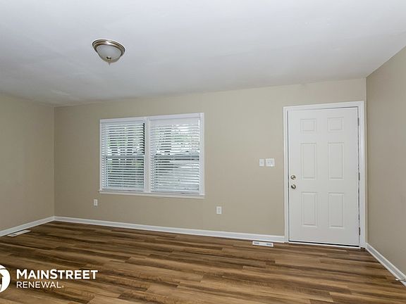2nd image of 7107 Dorn Cres