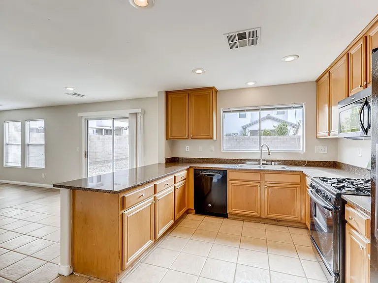 11567 Rossovino St — Photo 10