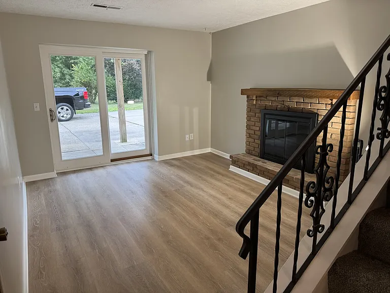 5663 Frank Ave NW — Photo 6