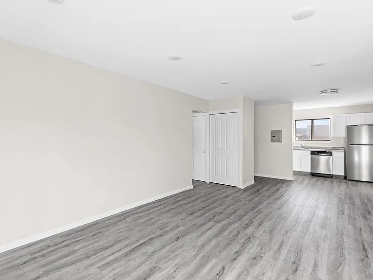 3 Tremont Pl #553-561 — Photo 10