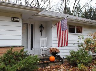 131 Lomala Ln, Hopewell Junction, NY 12533