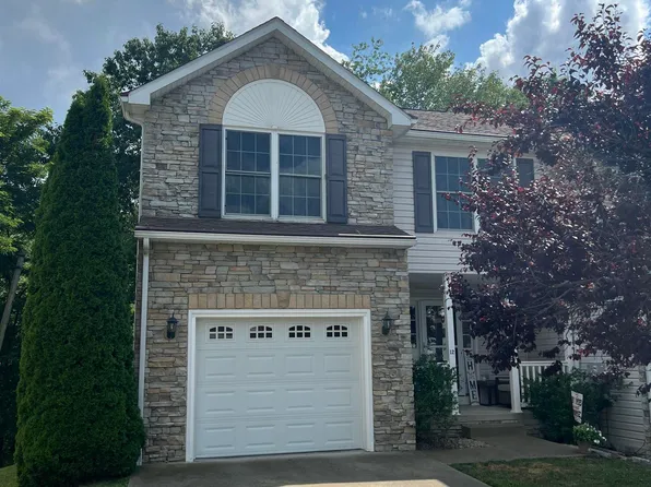 12 Par Ln, Maidsville, WV 26541