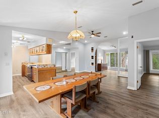 3931 Vistula Dr, Chipley, FL 32428