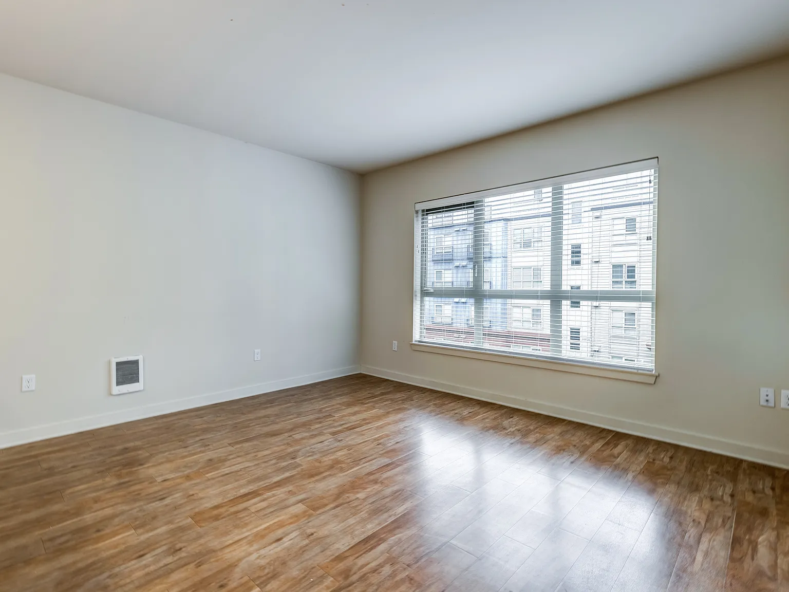 Array Apartments — Photo 3