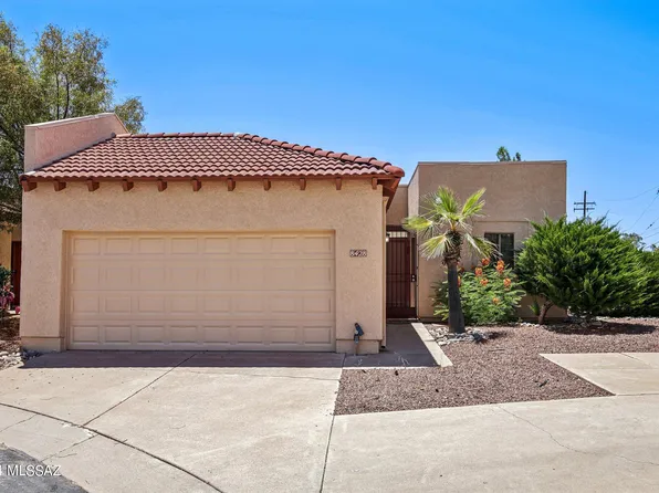 8428 E Agape Dr, Tucson, AZ 85715