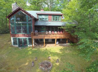 113 Fairview Point Rd, Paupack, PA 18451