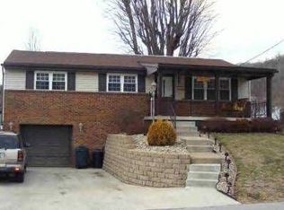 3004 Fernwood Ave, Moundsville, WV 26041