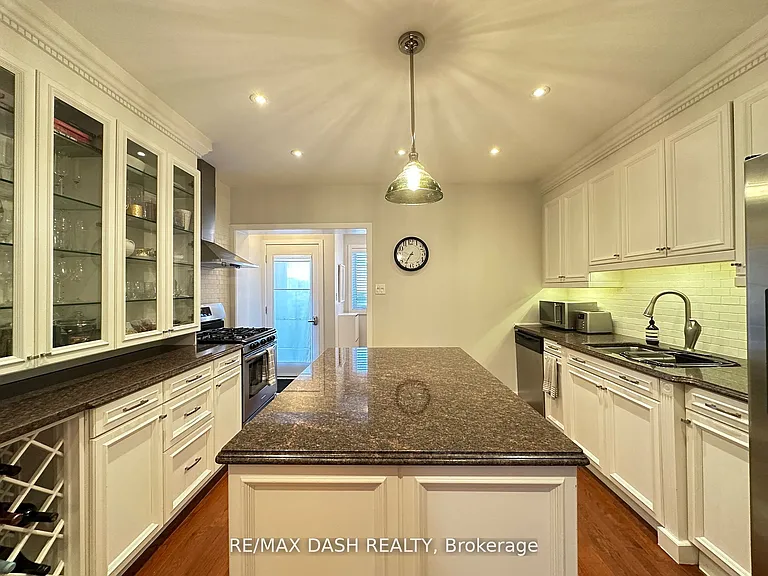 24 Berkshire Ave — Photo 12