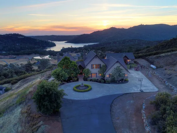 2001 Salmon Valley Ln, El Dorado Hills, CA 95762