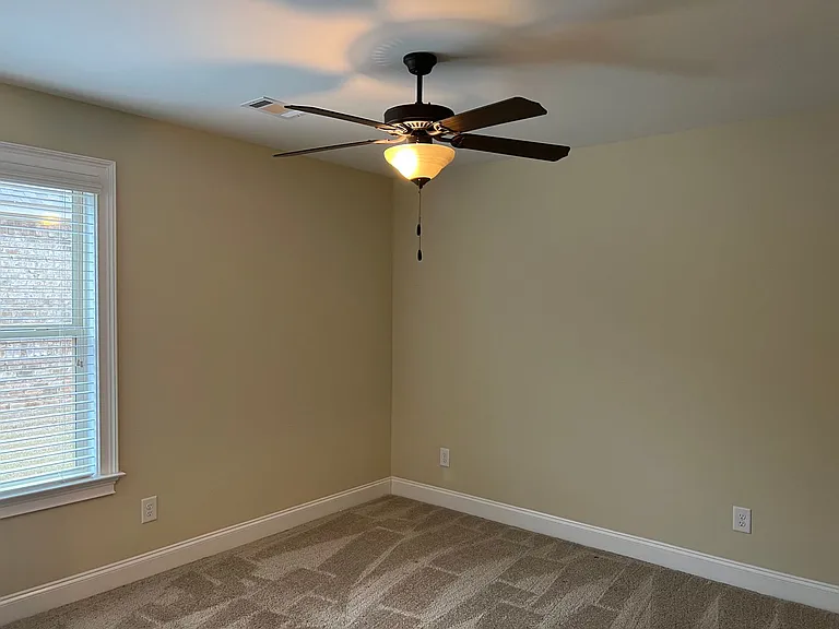 1802 Mabel Dr — Photo 5
