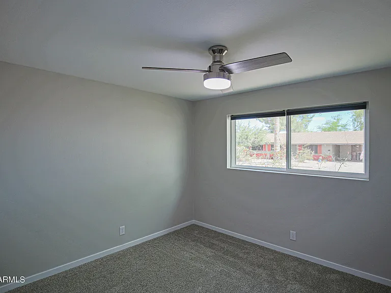 6620 E Latham St — Photo 11