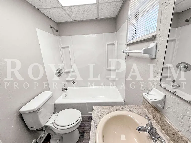 3744 Estelle Ave — Photo 25