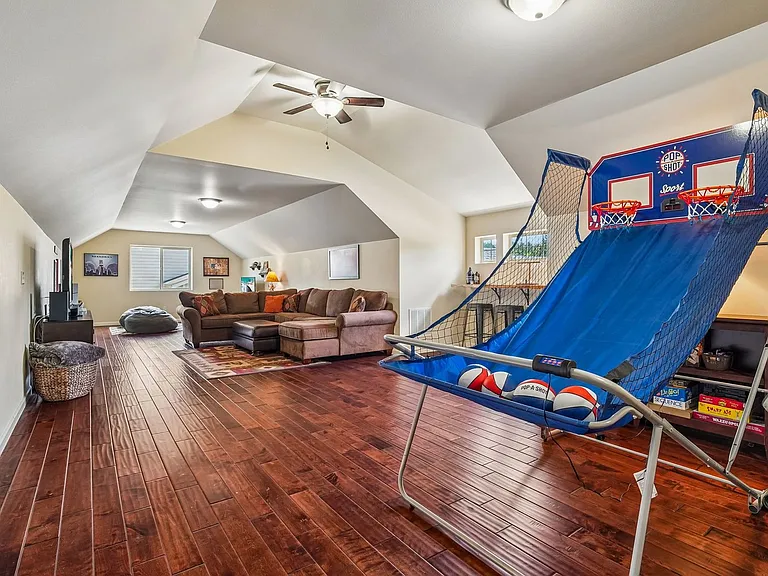 853 SW Norpoint Ct — Photo 31