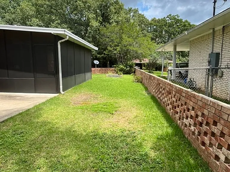10 Talmage Dr — Photo 6