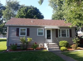 304 Cedar St, Crown Point, IN 46307