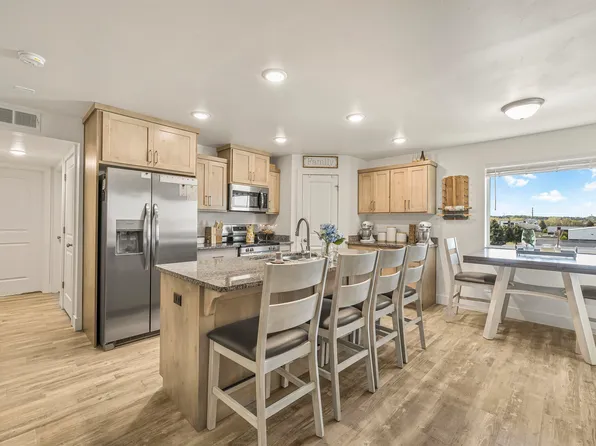 238 Ella Ln, Rexburg, ID 83440