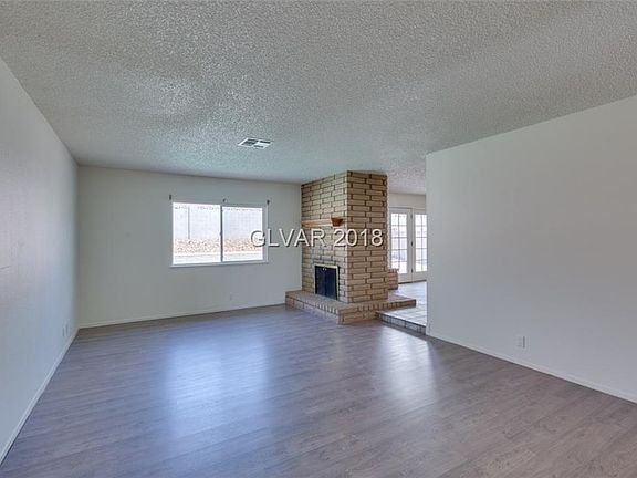 5th image of 1856 Green Acres Ave