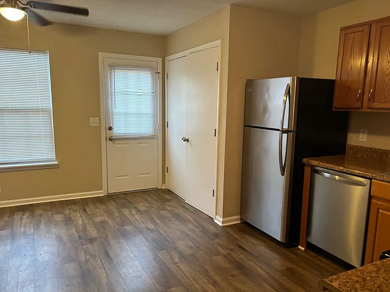 2451 W Wilson Rd #1-6 — Photo 4