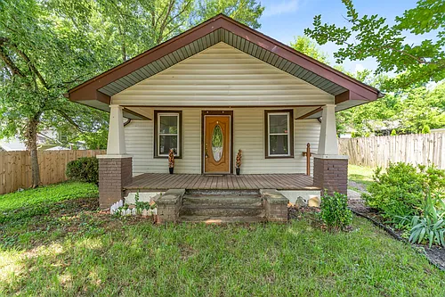 1811 Fleming St Photo 1