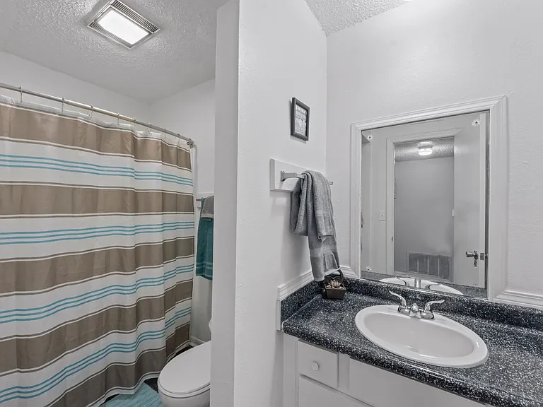 The Woods Apartments — Photo 14