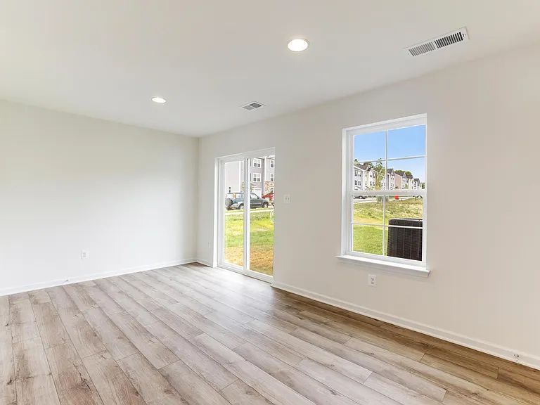 11 Orchard Green Dr — Photo 17