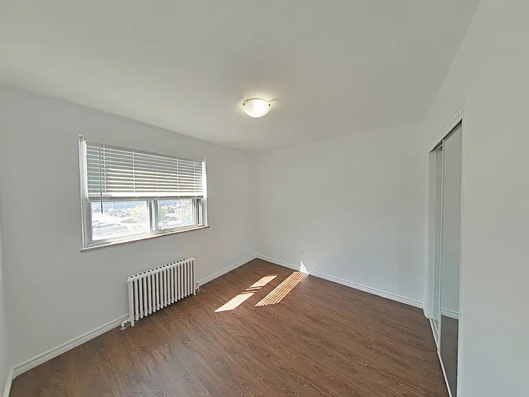6 The Donway E #210 — Photo 11