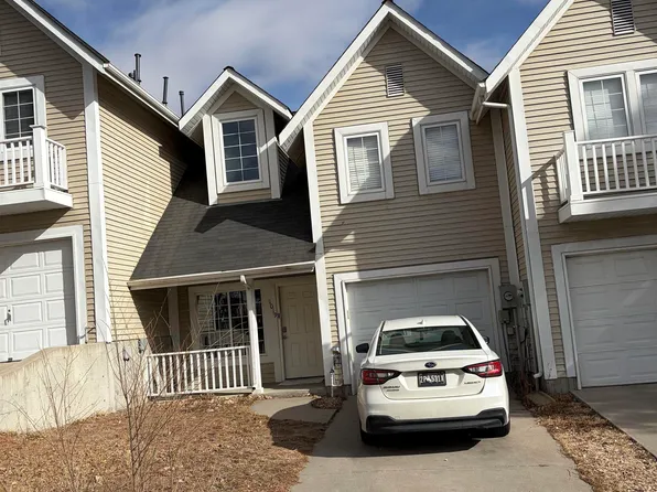 1019 Carey Ave, Cheyenne, WY 82007