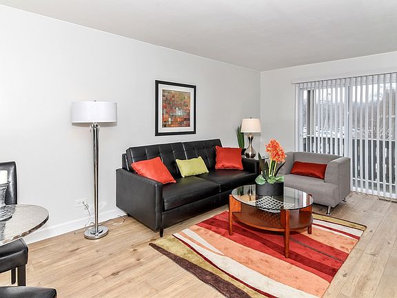 5th image of 15928 Leclaire Ave #38208