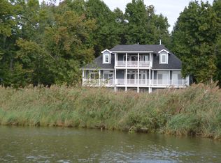 621 Harbor Dr, Annapolis, MD 21403