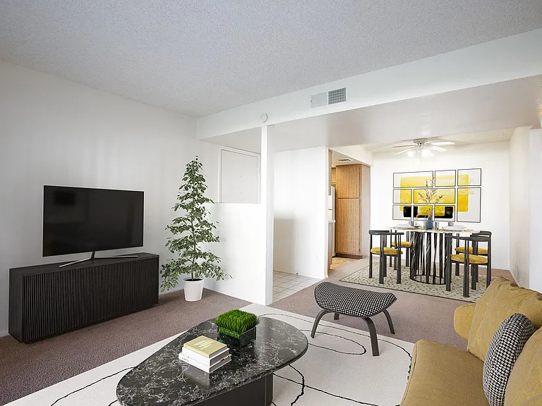 Townhomes on the Park Apartment Homes — Photo 2