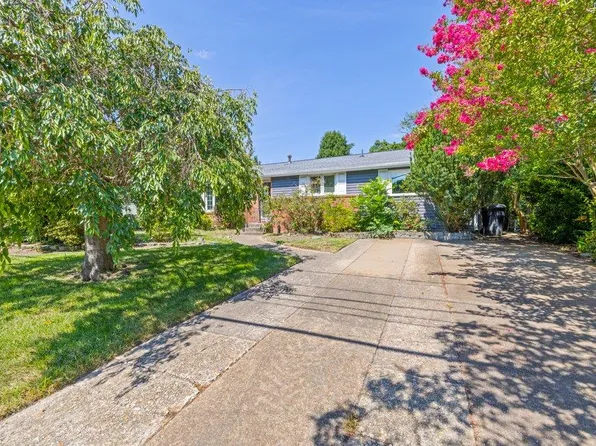 605 Aragona Blvd, Virginia Beach, VA 23462