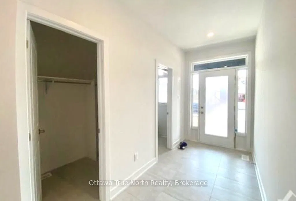 4 bed, $3,400 — Photo 3