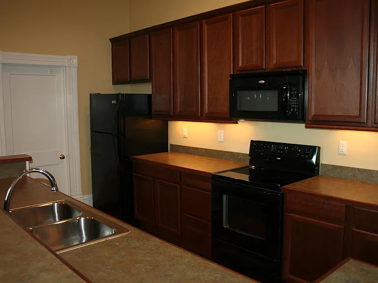 117 E Innes St #117-A — Photo 16