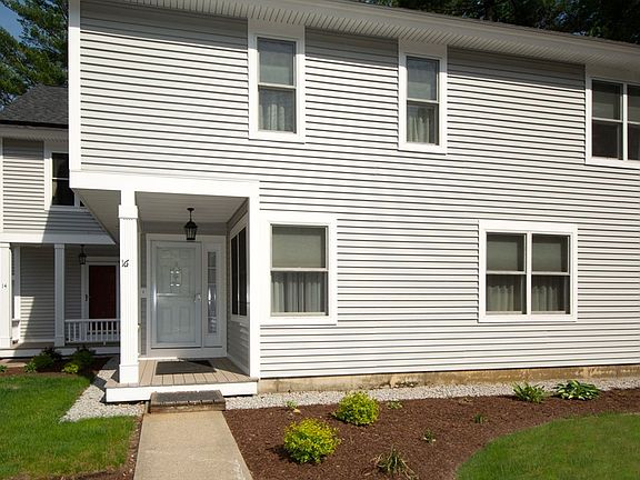 2nd image of 16 Holly Ct